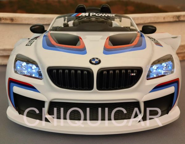 Coche para niños BMW M6 GT3 con mando a distancia blanco - Imagen 2