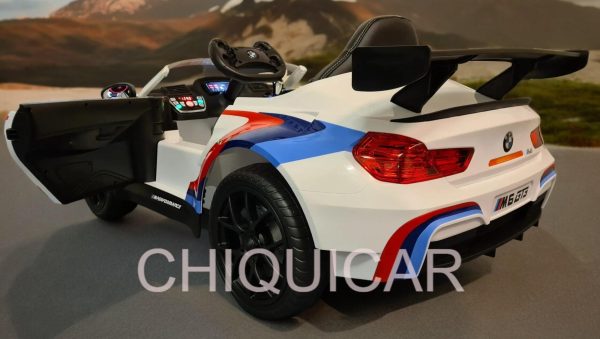 Coche para niños BMW M6 GT3 con mando a distancia blanco - Imagen 5