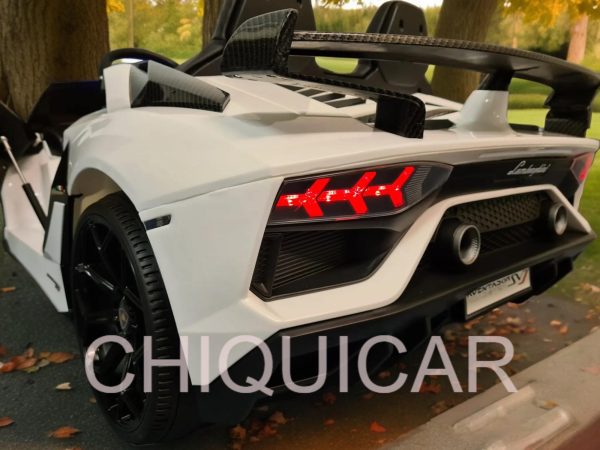 Lamborghini Aventador 2 personas 24 voltios con drift blanco - Imagen 9