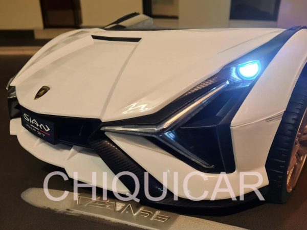 Coche infantil Lamborghini Sian 12 voltios con mando a distancia blanco - Imagen 7