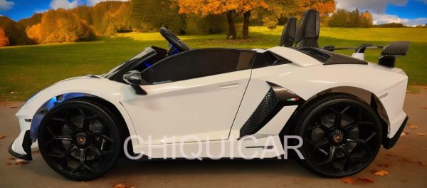 Lamborghini Aventador 2 personas 24 voltios con drift blanco - Imagen 3