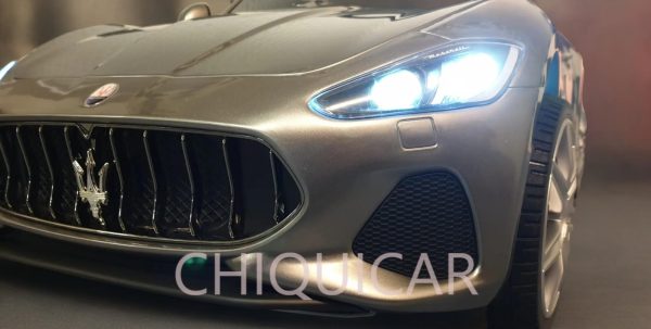 Coche infantil Maserati Grand Cabrio batería 12V gris metalizado - Imagen 7